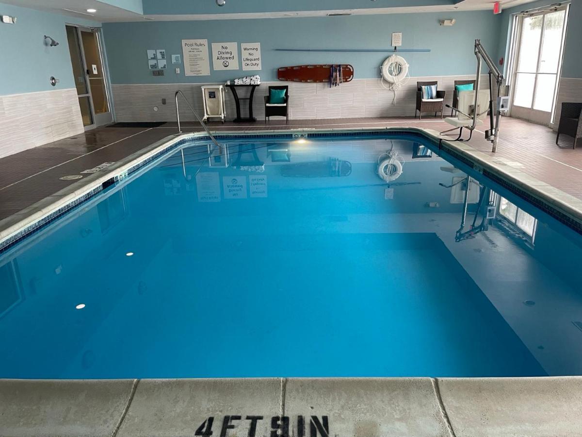 Holiday Inn Express Lapeer By Ihg Exterior foto