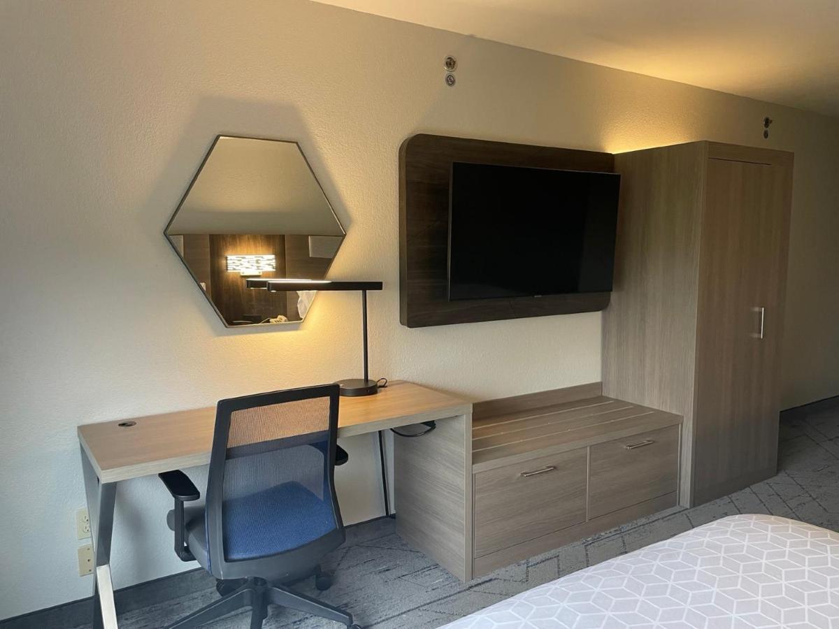 Holiday Inn Express Lapeer By Ihg Exterior foto